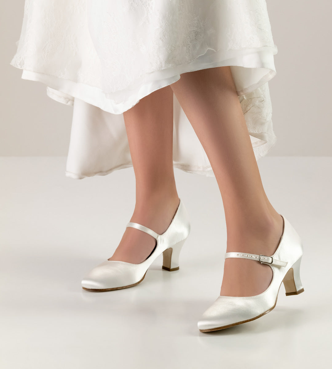 Werner kern Ashley 6 Satin white with Leathersole for outside