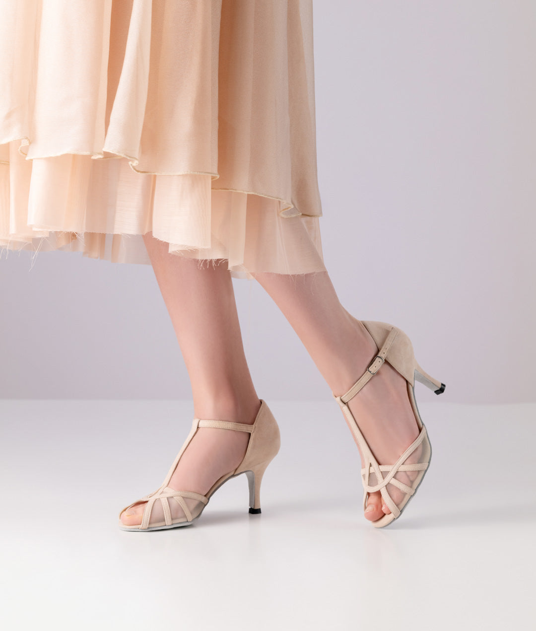 Nueva Epoca Nuria Shimmering suede – beige